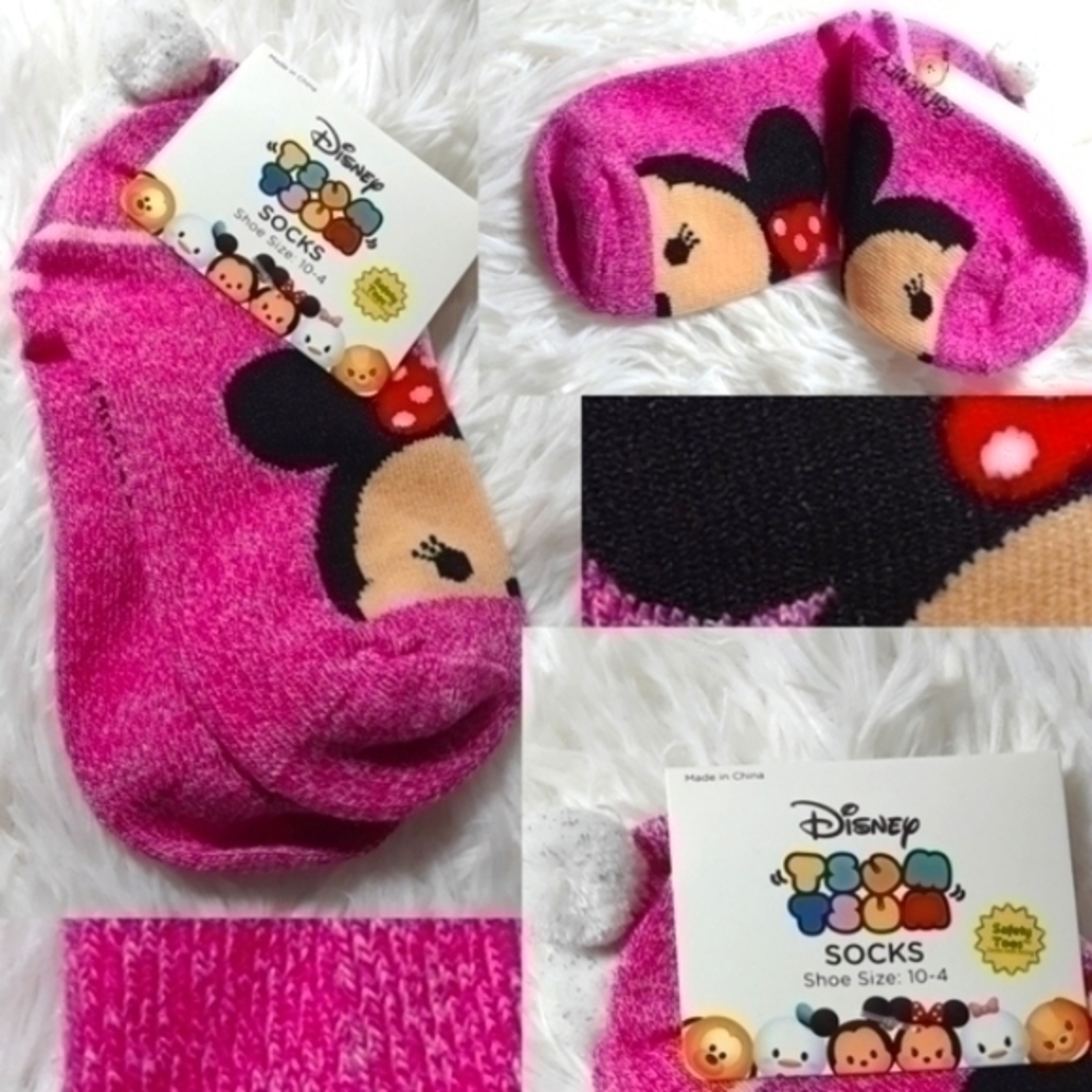 Disney TSUM TSUM Minnie Mouse Pom-Pom Socks